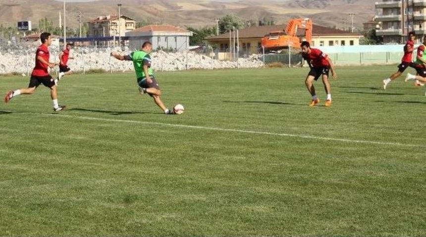Yeni Aksarayspor Taktik &Ccedil;alıştı