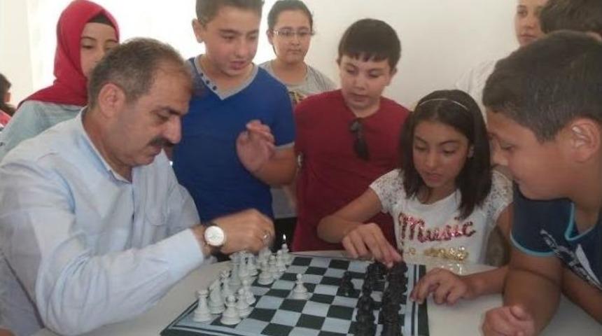 &Ccedil;ankırı Belediyesi&rsquo;nin Yaz Kurslarına Yoğun İlgi