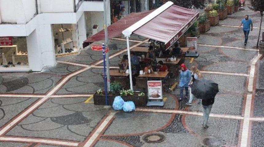 Edirne&rsquo;de Sağanak Yağış