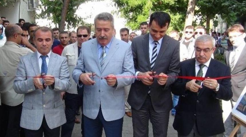 Diyarbakır&rsquo;da &lsquo;tarım Ve İnsan&rsquo; Konulu Resim Sergisi A&ccedil;ıldı