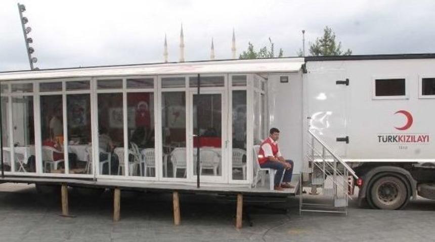 Kızılay, Optimum&rsquo;da Kan Bağışı Toplamaya Devam Ediyor