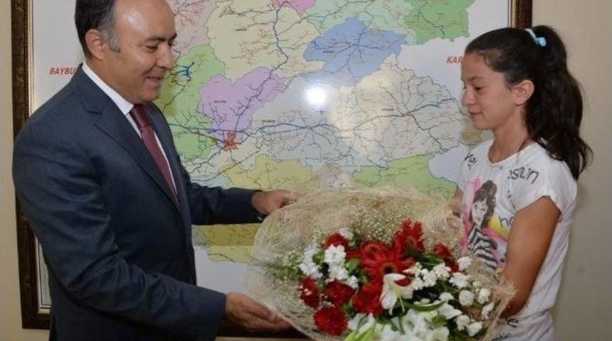 Atletizm Federasyonu Başkanı &Ccedil;intımar&rsquo;dan Vali Altıparmak&rsquo;a Ziyaret