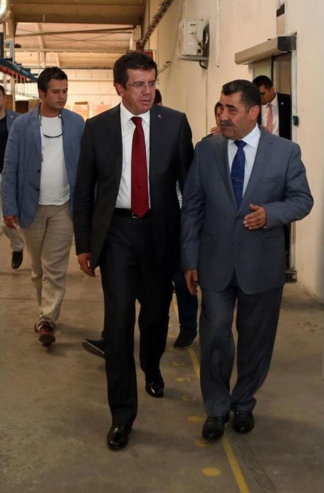 Ekonomi Bakanı Zeybekci, Kayseri'de