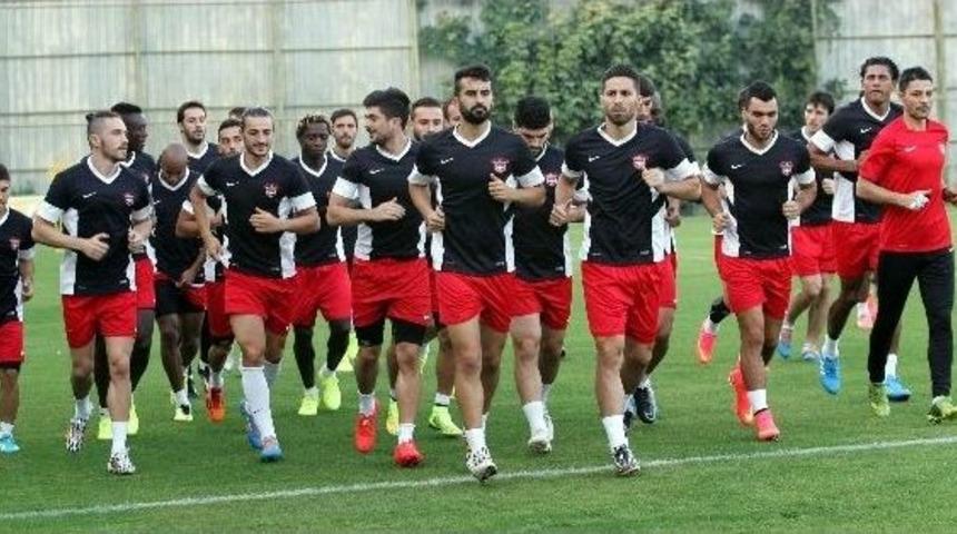 Gaziantepspor Ligde Bu Yıl S&uuml;rpriz Yapmak İstiyor