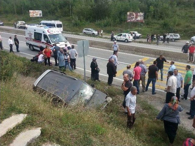 Bolu Dağı’nda Sulama Kanalına Uçan Araçta 5 Kişi Yaralandı