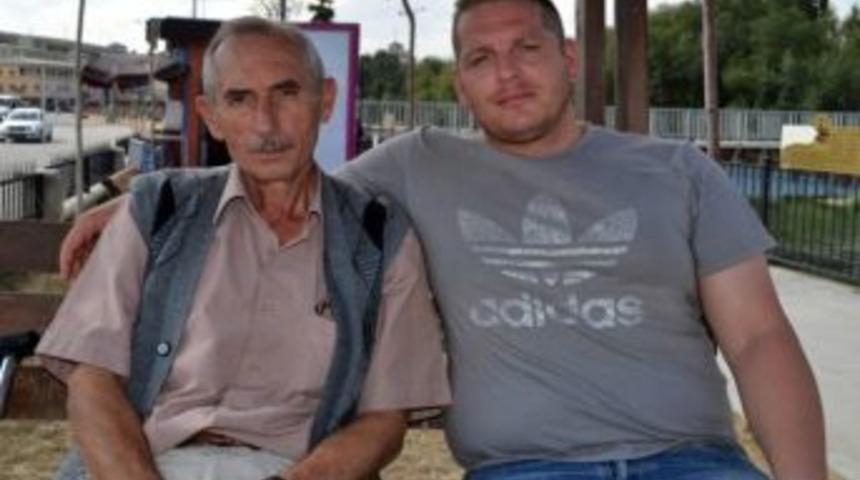 Alman Gen&ccedil; Adam Yıllar Sonra T&uuml;rk Babasına Kavuştu