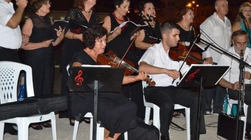 Küçükköy Tsm Korosu’na Dinleyenlerden Tam Not