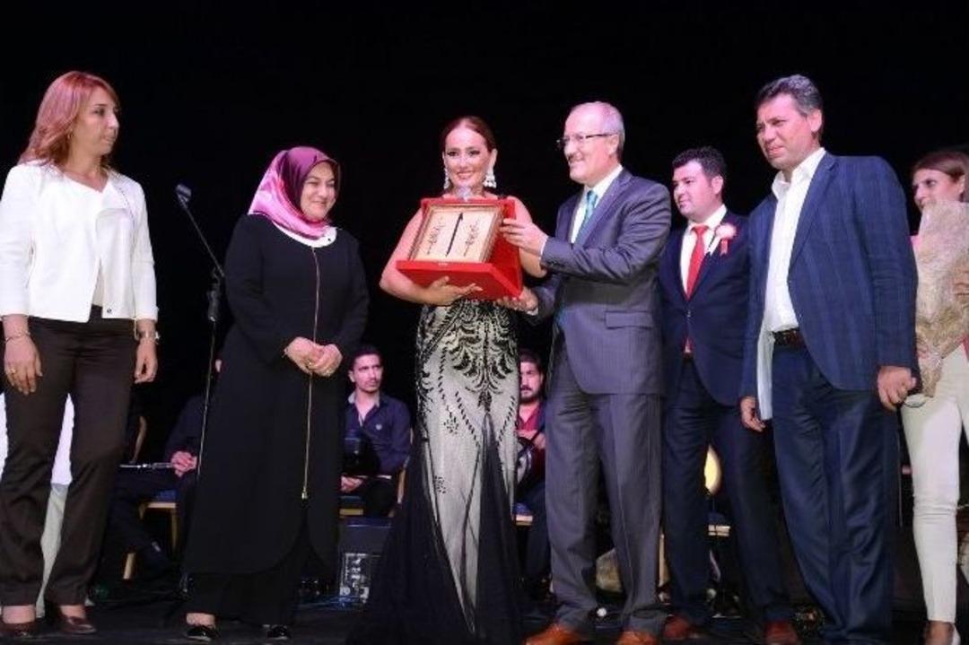 Altıeyl&uuml;l Belediyesi&rsquo;nden Toplu S&uuml;nnet Ş&ouml;leni