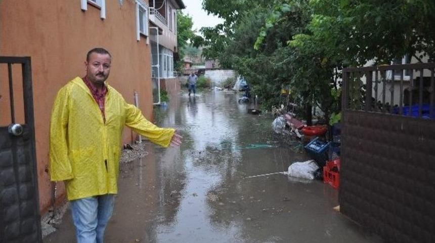 Kırklareli&rsquo;de Dere Taştı Evler Sular Altında Kaldı