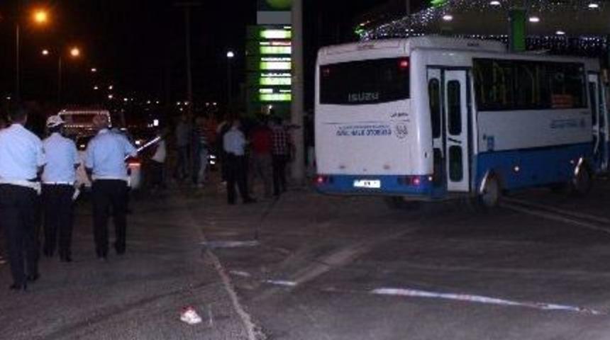 Gaziantep&rsquo;te Trafik Kazası: 1 &Ouml;l&uuml;, 1 Yaralı