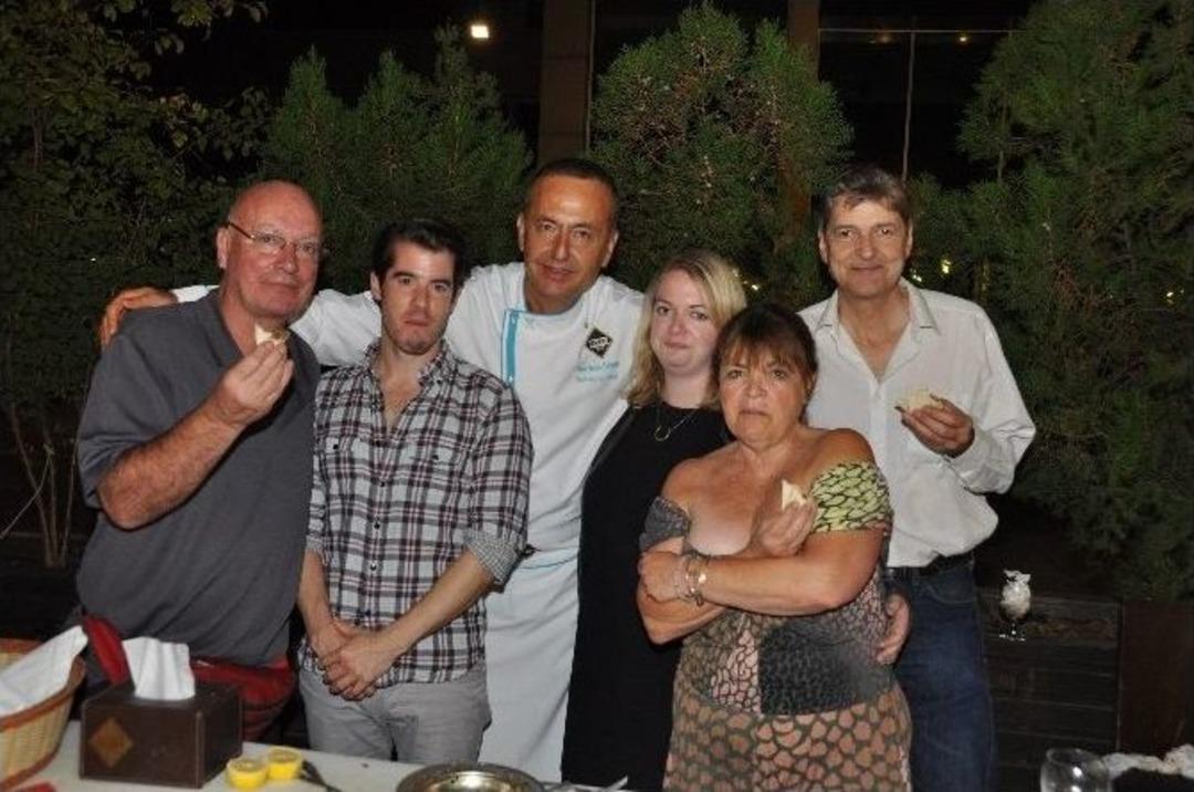 Tahir Tekin &Ouml;ztan&rsquo;dan İngilizlere Kebap Dersi