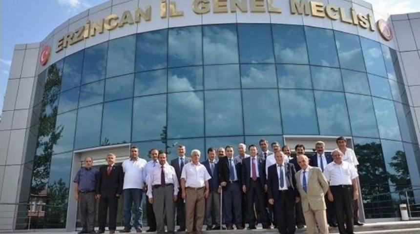 Vali Akdemir İl Genel Meclis &Uuml;yeleri İle Yapılan &Ccedil;alışmaları Değerlendirdi