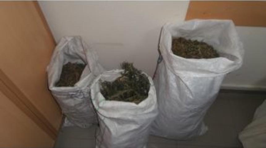 Bafra&rsquo;da Uyuşturucu Operasyonu