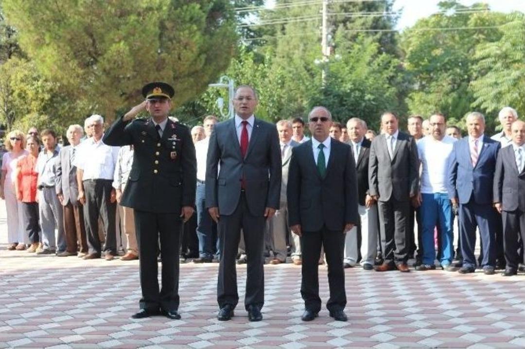 G&ouml;rdes&rsquo;te 5 Eyl&uuml;l &Ccedil;oşkuyla Kutlandı