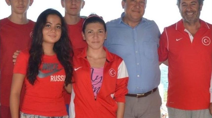 Dikili Belediyesi&rsquo;nden Gen&ccedil; Milli Sporculara B&uuml;y&uuml;k Destek