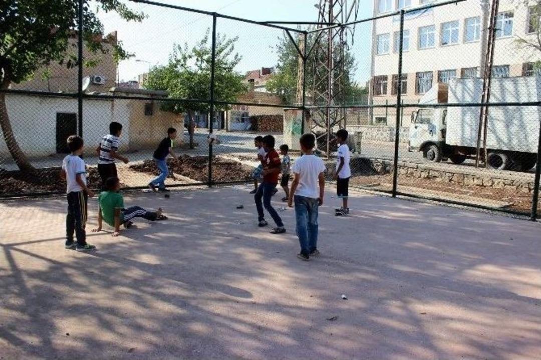 Siverek Belediyesi &Ccedil;ocuklar İ&ccedil;in Yaşam Alanları Yapıyor