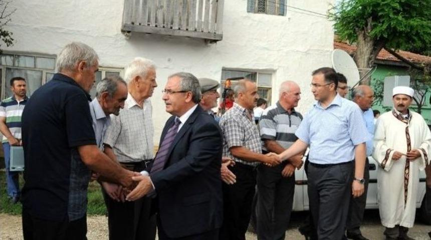 K&ouml;y Muhtarı G&uuml;neş Toprağa Verildi