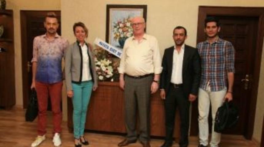 Hayata Evet De Derneği&rsquo;nden Başkan Kurt&rsquo;a Ziyaret