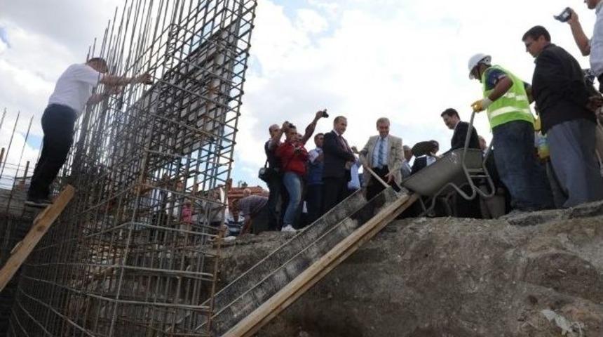 Tavşanlı&rsquo;da Eğitime 4 Milyon Tl&rsquo;lik Yatırım