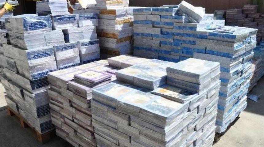 &Ouml;zel Okullara Da &Uuml;cretsiz Kitap Dağıtılacak