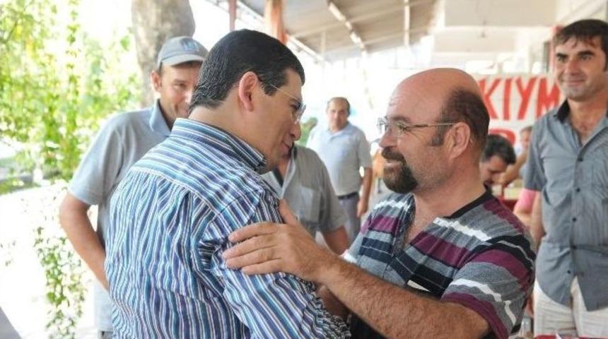 Başkan T&uuml;t&uuml;nc&uuml; Mahalle Ziyaretlerini S&uuml;rd&uuml;r&uuml;yor