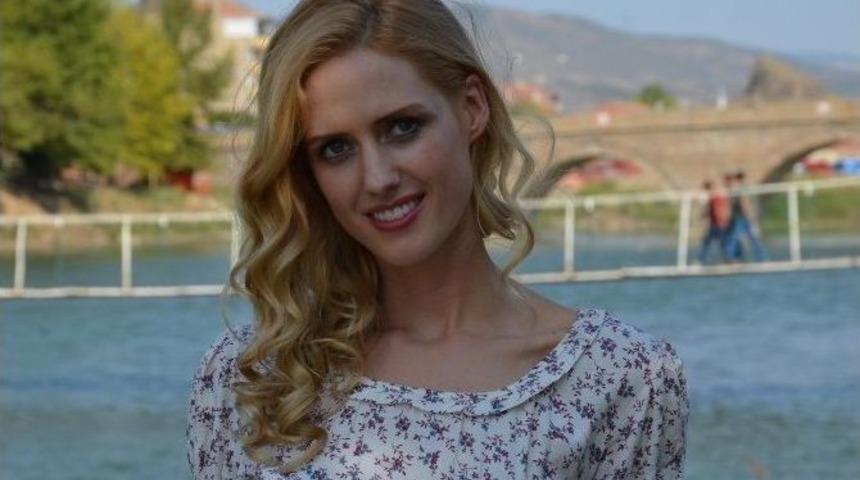 Wılma Elles, Koyunbaba K&ouml;pr&uuml;s&uuml;&rsquo;ne Hayran Kaldı