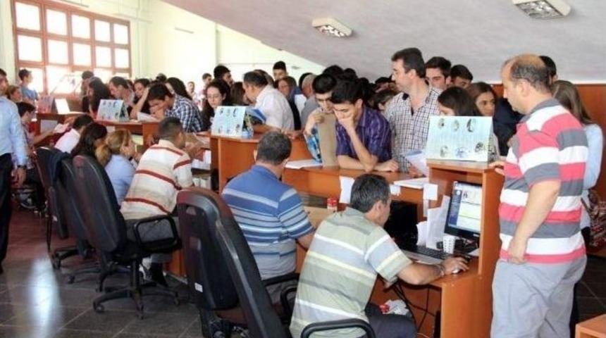 Dpü’de Kayıt Heyecanı