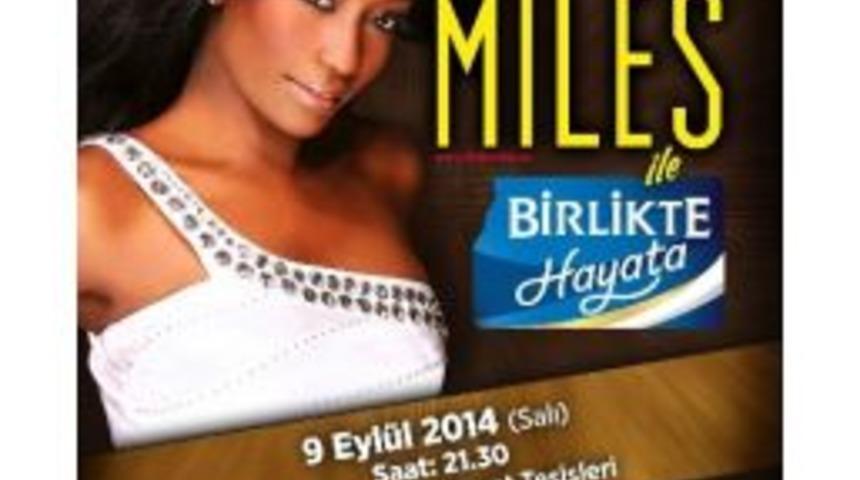 Della Miles Karşıyaka&rsquo;da