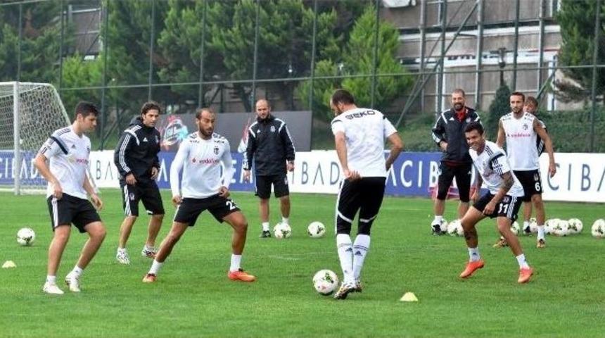 Beşiktaş, &Ccedil;aykur Rizespor Ma&ccedil;ı Hazırlıklarını S&uuml;rd&uuml;r&uuml;yor