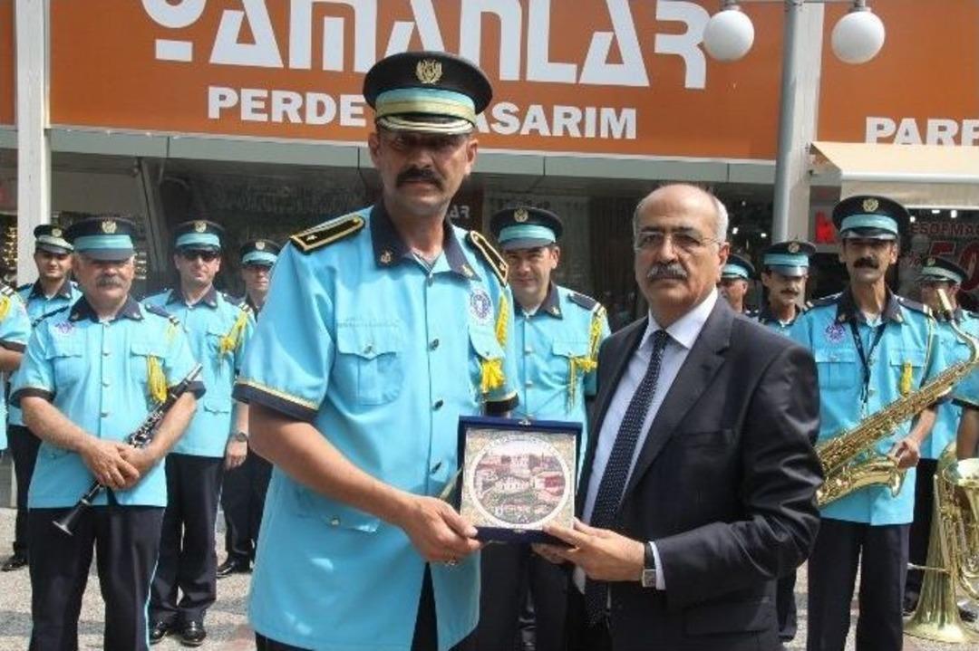 İneg&ouml;l&rsquo;de Kurtuluş Coşkusu