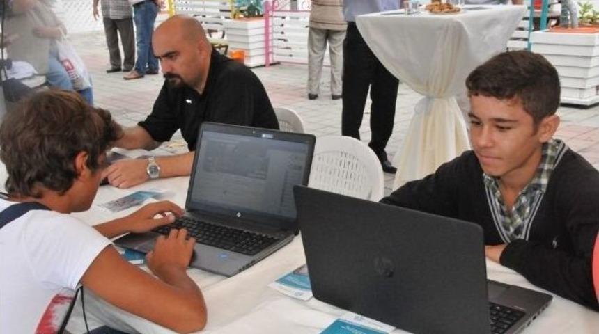 Tekirdağ&rsquo;da &Ouml;ğrencilere &Uuml;cretsiz İnternet D&ouml;nemi