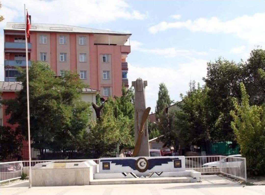 Vali Tekinarslan: &ldquo;hava Şehitliği Alanı Sit Alanıdır&rdquo;