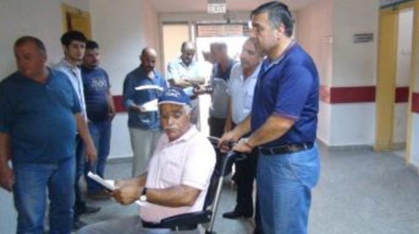 Tpao İşçilerini Taşıyan Minibüs Kaza Yaptı: 5 Yaralı