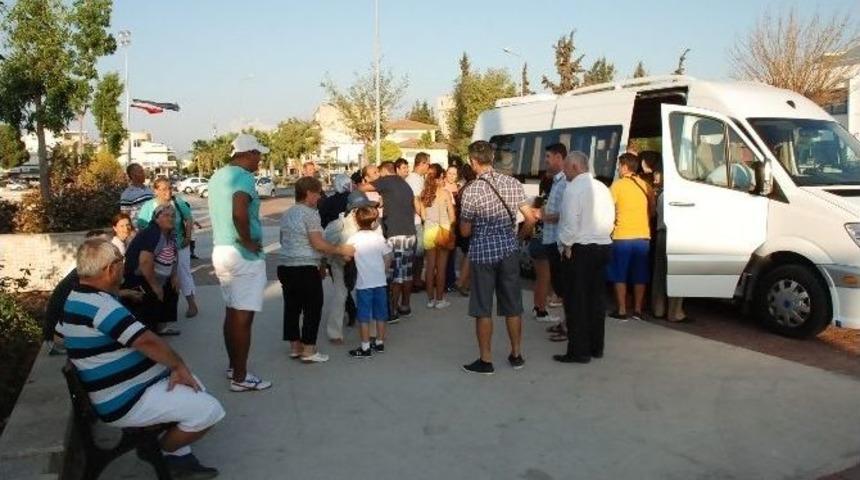 Gs Futbol Okuluna Giden Didimli Sporcular Uğurlandı