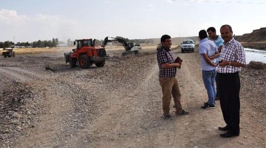 Erciş&rsquo;e Yeni İ&ccedil;me Suyu Arıtma Tesisi Yapılıyor