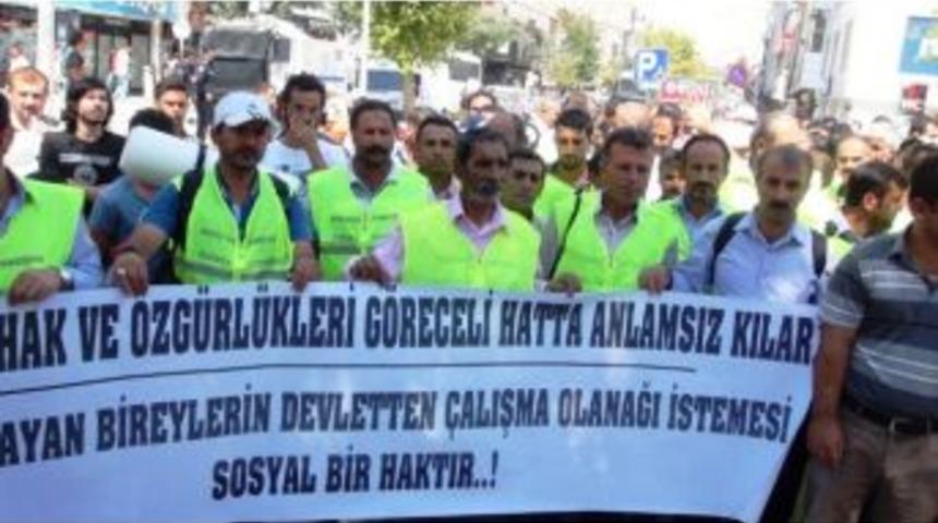 Eylemde Ortalık Karıştı: 4 Yaralı, 9 G&ouml;zaltı