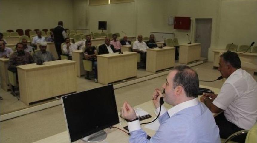 Tuşba Belediyesi&rsquo;nde &lsquo;halk G&uuml;n&uuml;&rsquo; Toplantısı