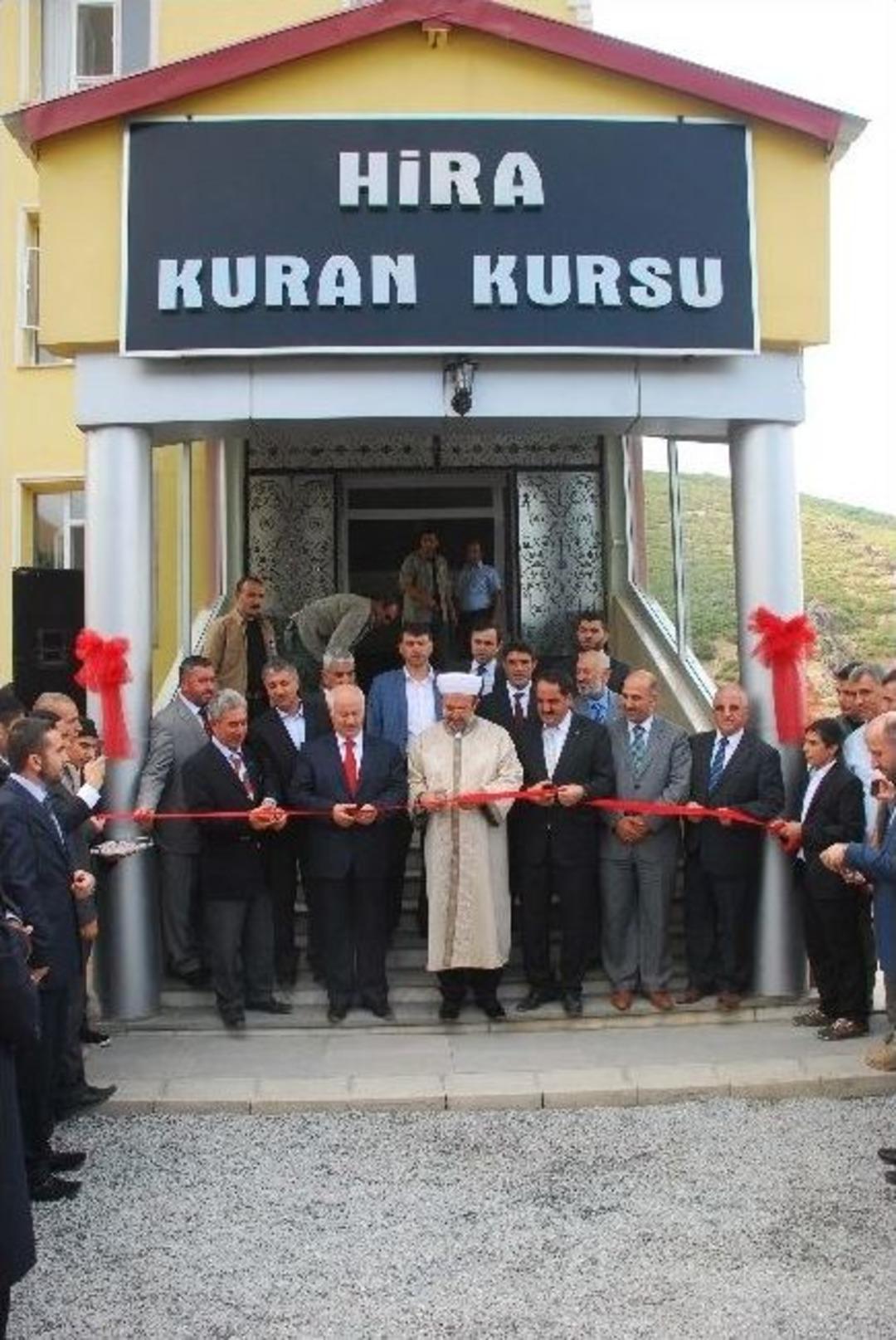 Diyanet İşleri Başkanı G&ouml;rmez Kur&rsquo;an Kursu A&ccedil;ılışına Katıldı