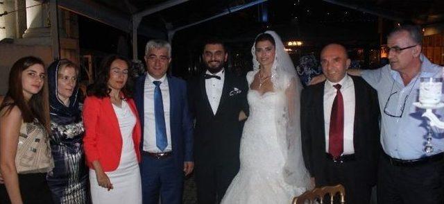 Neşe Arslan, Baran Onur Abay&rsquo;la D&uuml;nya Evine Girdi 1