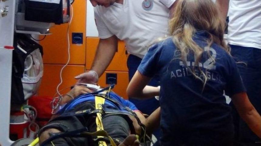 Diyarbakır&rsquo;da Ticari Taksi Bisiklet S&uuml;r&uuml;c&uuml;s&uuml;ne &Ccedil;arpıp Ka&ccedil;tı