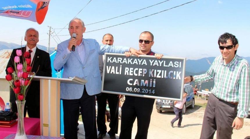 Eski Trabzon Valisi Kızılcık'ın Ismi Camiye Verildi