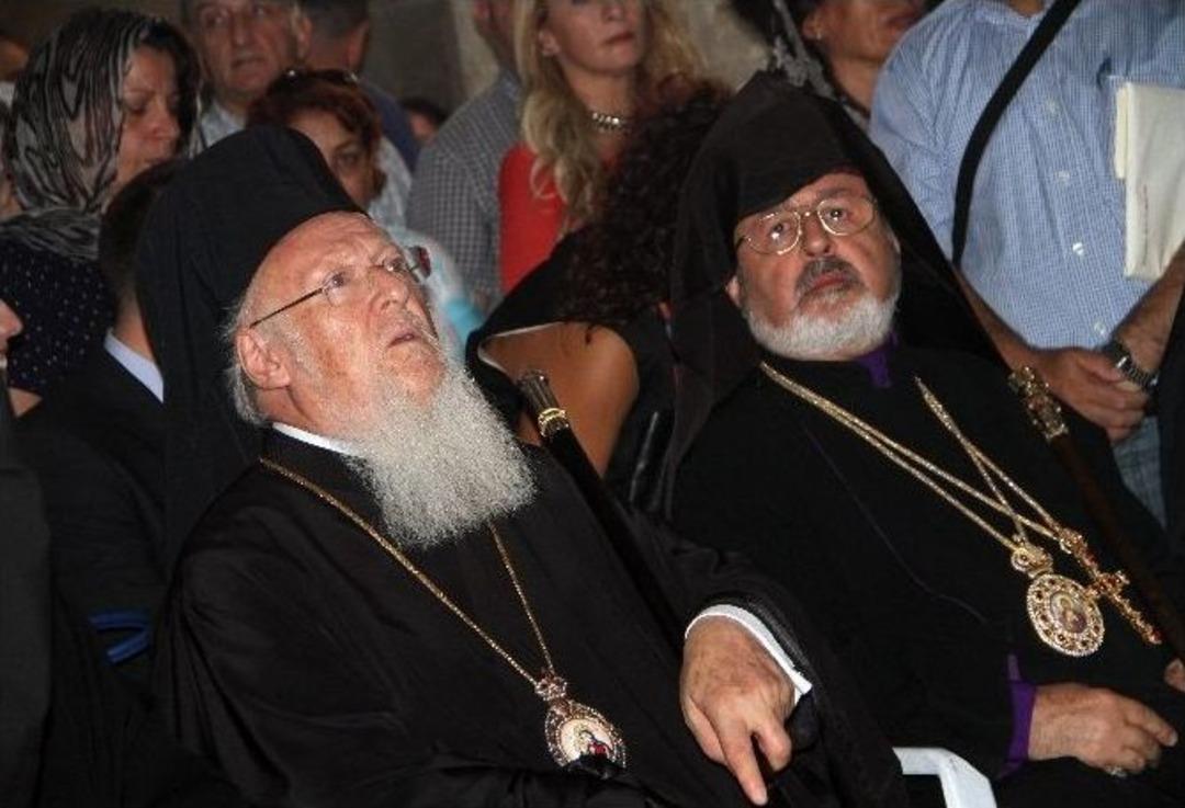 Van&rsquo;da Ermeni Ayini Sona Erdi