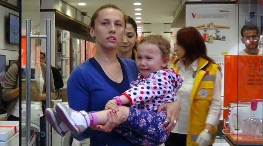 Motosiklet Sürücüsü Küçük Çocuğun Ayağını Ezdi