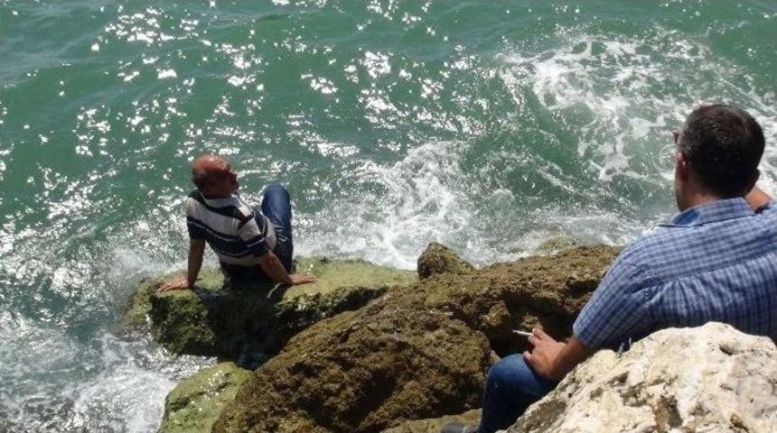 Denize Atladıktan Sonra İntihar Vazge&ccedil;ti