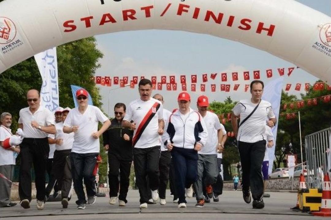 &lsquo;ismail Ak&ccedil;ay Yol Koşusu&rsquo; Yapıldı