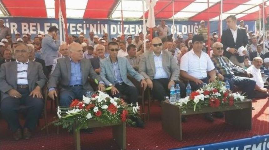 Sertoğlu&rsquo;na Plaket