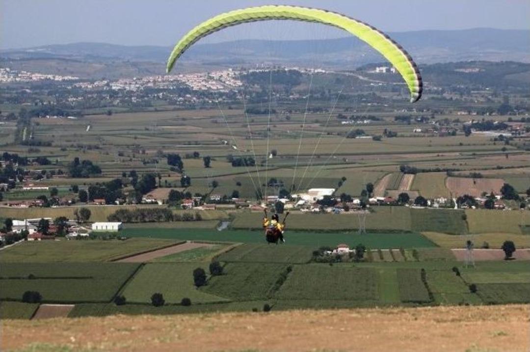 Serdivan Semalarında Renk C&uuml;mb&uuml;ş&uuml; Devam Ediyor