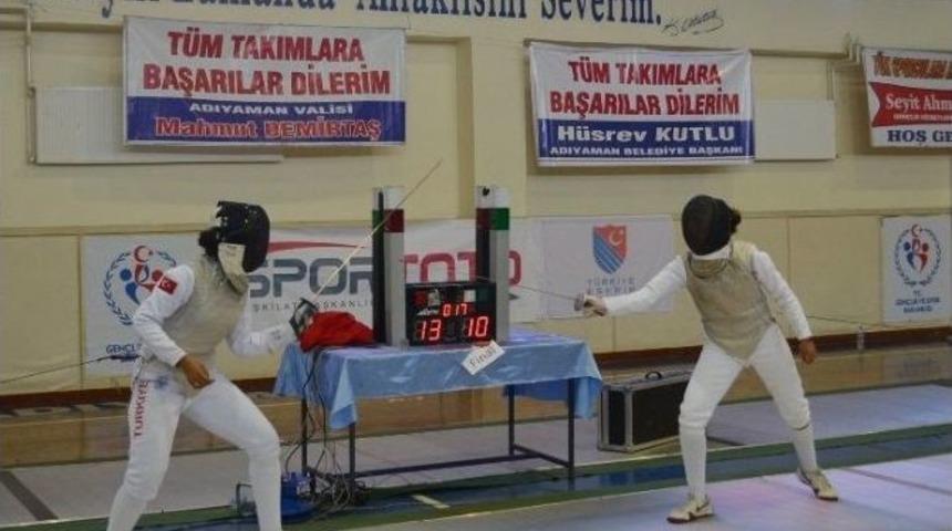 Eskrim Şampiyonları Belli Oldu