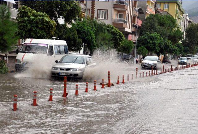 Manisa'da Sağanak