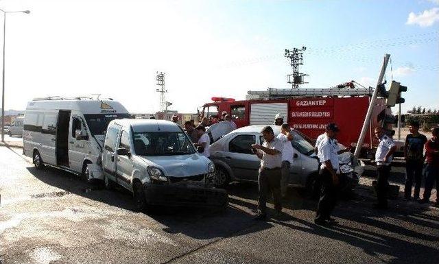 Gaziantep’te Trafik Kazası: 5 Yaralı